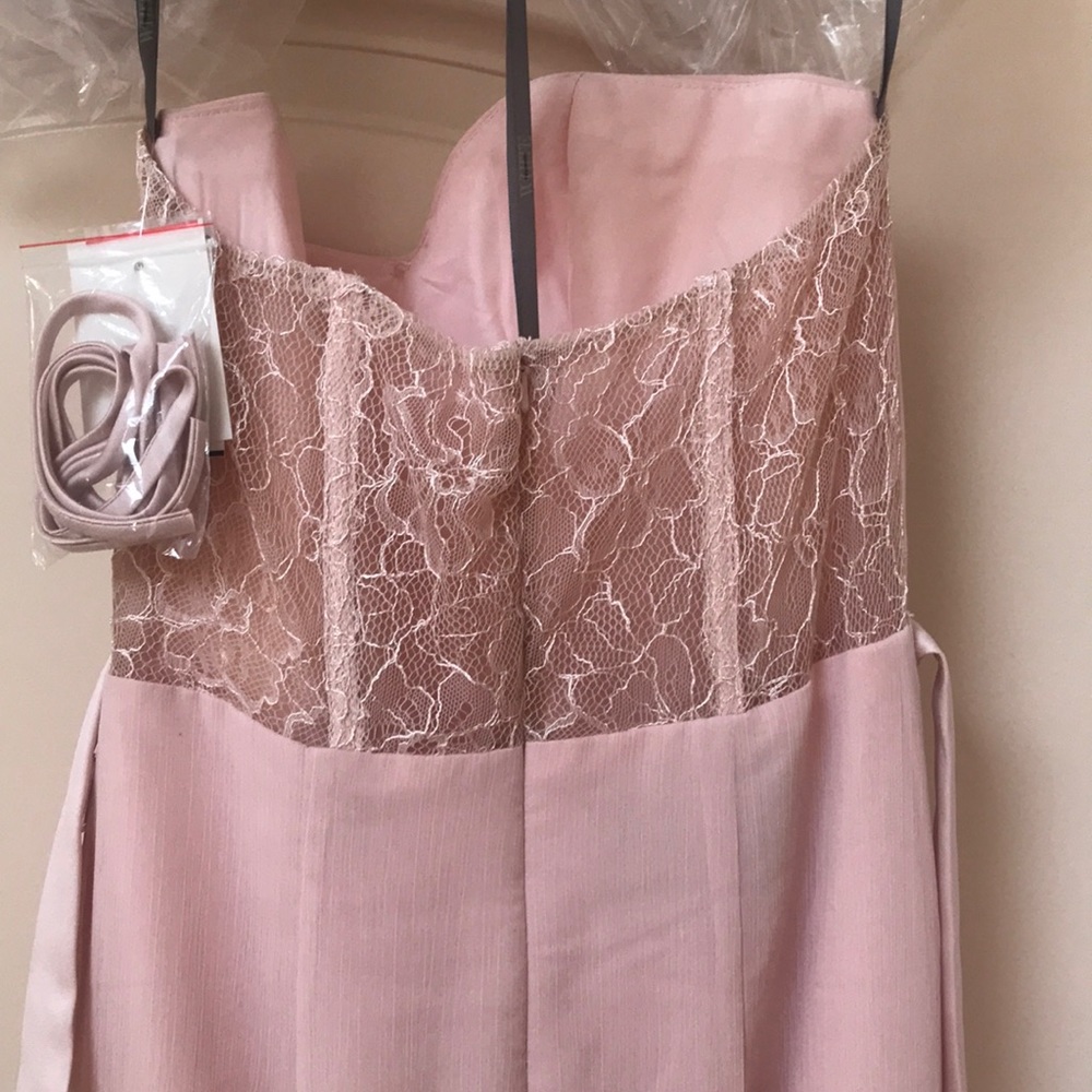 Vera Wang never been worn pale pink gown